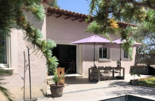Langlade Villa | Villa Avec Piscine, Billard & Babyfoot