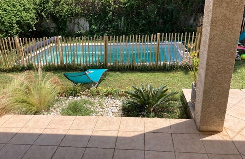Valergues Villa | Villa Avec Piscine Chauffée et Jardin de Plein Pied