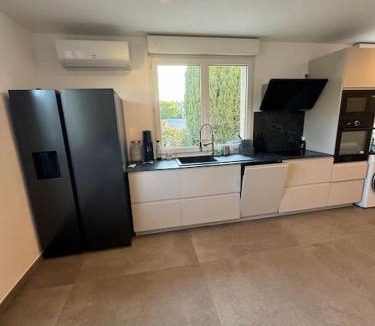 Valergues Villa | Villa avec piscine, climatisation et studio indépendant