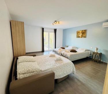 Bize-Minervois Villa | Villa avec piscine et Jaccuzy