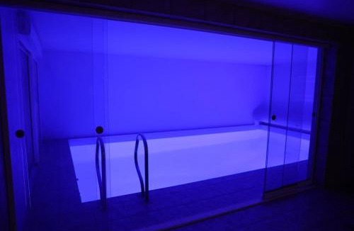 Holtzheim Apartment | Villa avec piscine intérieure