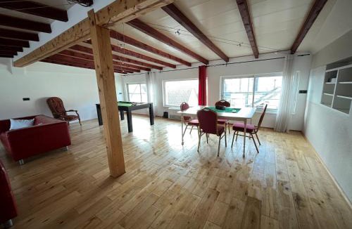 Holtzheim Apartment | Villa avec piscine intérieure