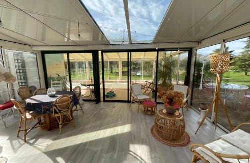 Heric House | Villa avec piscine intérieure au calme de la campagne