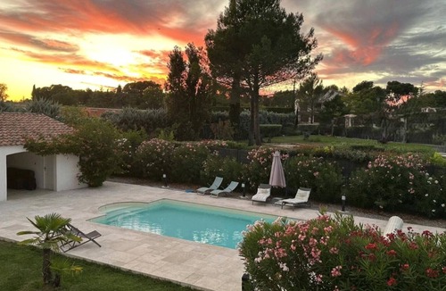 Cabries Villa | Villa Avec Piscine, Jardin Proche Gare Tgv, Apport, Aix en Provence et Marseille