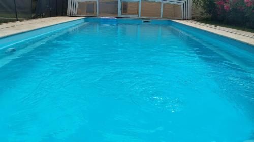 Sainte-Marie-la-Mer Villa | Villa avec plage à pied et grande piscine