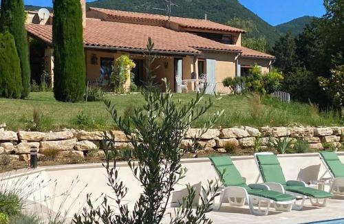Dieulefit Villa | Villa avec vue imprenable
