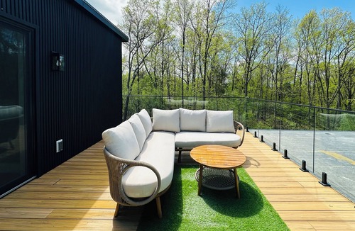 Ithaca Apartment | Villa Aveline The Atrium