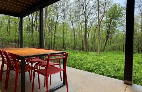 Ithaca Apartment | Villa Aveline The Courtyard