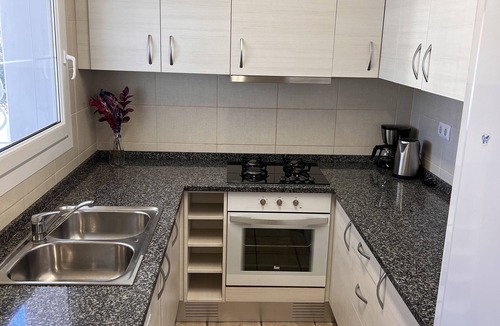 L'Escala House | VILLA AVET *Private Pool* Large Terrace,Free AirAcon,Wifi,Sheets/Towels