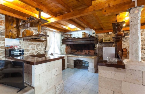 Stankovici Villa | Villa Azurit, family villa
