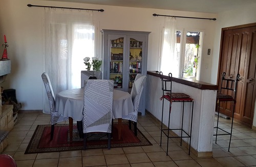 Beziers Villa | Villa Béziers. very quiet area.