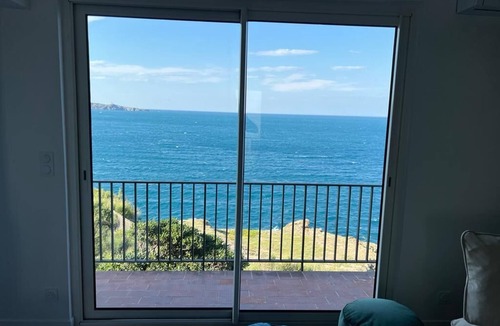 Banyuls-sur-Mer Villa | Villa B. A unique location with sea view