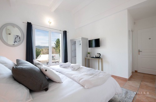Salernes Bed & Breakfast | Villa B