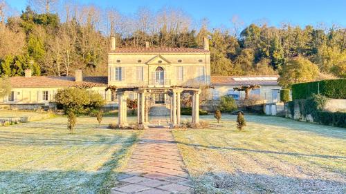 Bourg-sur-Gironde House | Villa Bacchus