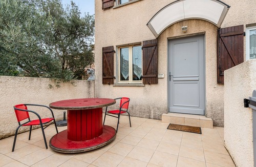 Pas du Loup Villa | Villa Bagatelle, et son jardin - Welkeys