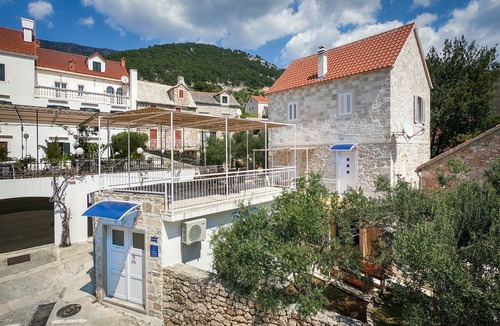 Bol Villa | Villa Balarin - Five Bedroom Holiday Home with Terrace and City View
