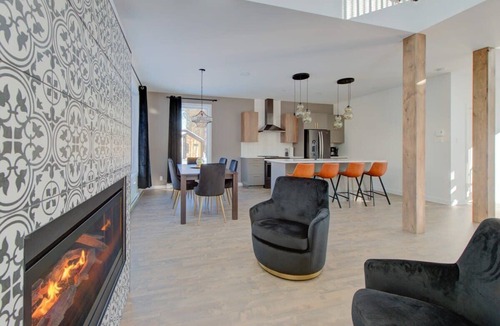 Pont-Rouge Ski Chalet | Villa Bali | Trails, Private Spa & EV Charging Station