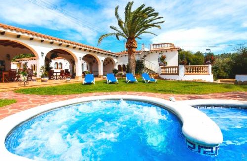 Rustical Balneario Villa | Villa Balneari Resort Casa de vacances familiar