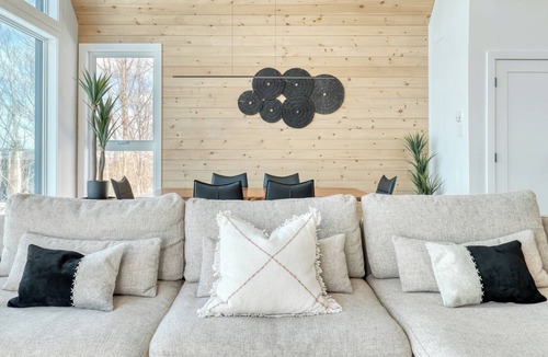 Saint-Damien Ski Chalet | Villa Baraka-Majesta : Sunset/lake access/jacuzzi