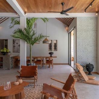 Batubelig Villa | Villa Batu, Superb 4BR beachside