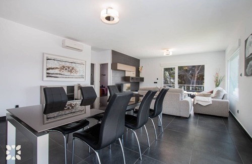 Urbanitzacio la Fustera Villa | Villa BAYDAL by Abahana Villas