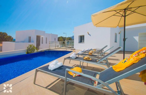 Urbanitzacio la Fustera Villa | Villa BAYDAL by Abahana Villas