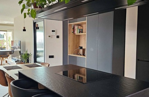 Montgat House | Villa Beach Barcelona