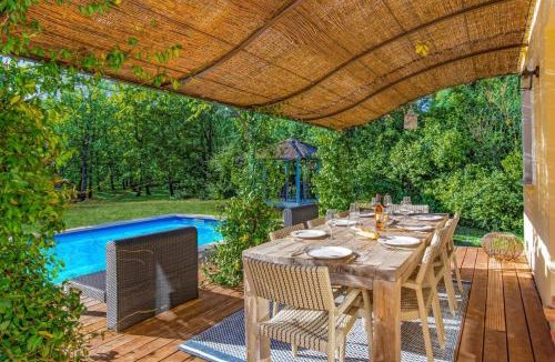 Mons Villa | Villa Beauregard by Villa Plus