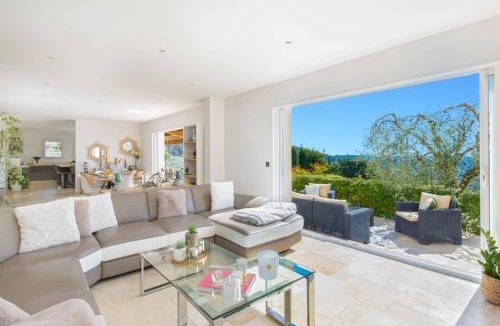 Cabris Villa | Villa Bel Horizon by Villa Plus