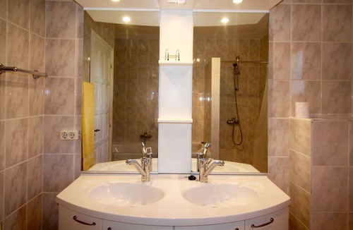 Pau Villa | Villa Bella beautifully situated with an olive grove overlooking the beach and sea