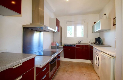 Pau Villa | Villa Bella beautifully situated with an olive grove overlooking the beach and sea