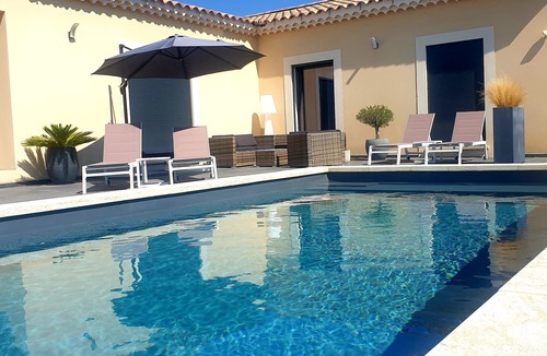 Crillon-le-Brave Villa | VILLA BELLA VISTA