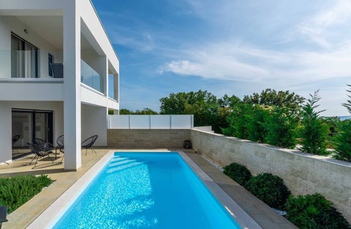 Linardici Villa | Villa Bella Vista Primo - contemporary villa with a private pool near a beach by MyWaycation