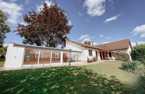 Morangis Villa | Villa Belle Cuvée