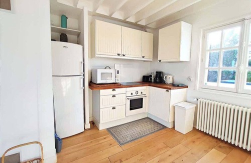 Ouistreham Villa | Villa Bellevue - Anglo-Norman seafront house