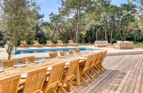 Brem Sur Mer Villa | Villa Belvédère Pool Spa Panoramic View Sleeps 8 in Brem