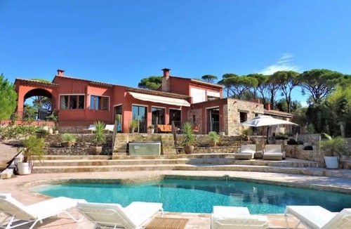 Vidauban Villa | Villa+Bergerie du peyloubier