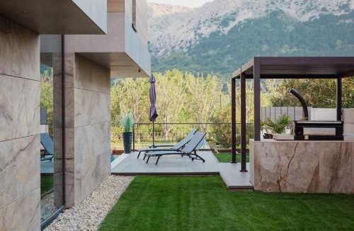 Jurandvor Villa | Villa Besca with heated infinity pool
