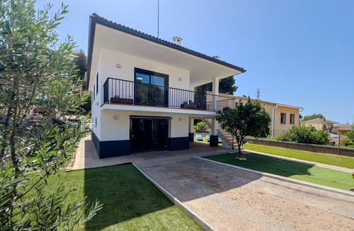 Cunit House | Villa Bessones - A 5 minutos de la playa