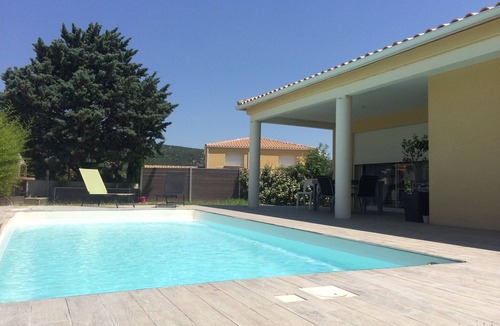 Montpeyroux Villa | Villa between sea and scrubland, in the heart of Herault