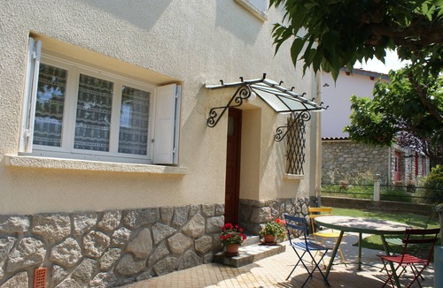 Prades House | Villa between sea and mountains