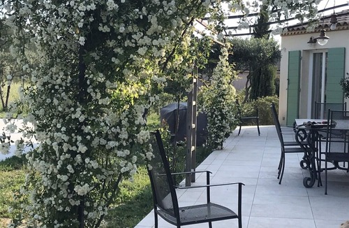 Vic-le-Fesq Villa | Villa between the Cevennes and the Mediterranean