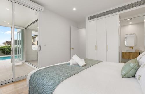 Caves Beach House | Villa Bianco at Caves Beach