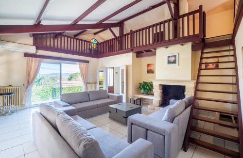 Montayral House | Villa Bianco