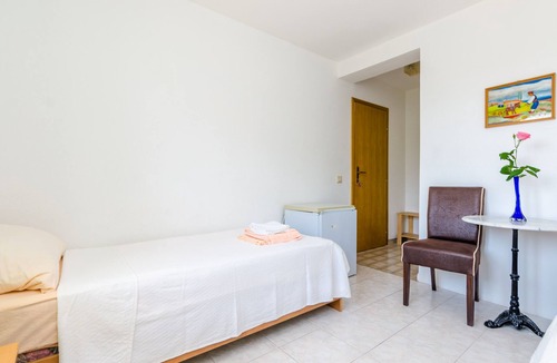 Cavtat House | Villa Bind Twin Room with Patio and Garden View R1