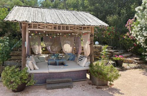 Tourrettes House | Villa Blanc Fayence