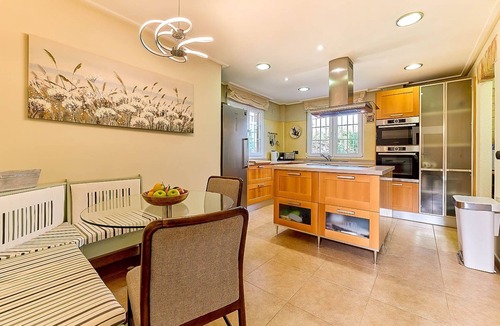 Hoya de los Patos Villa | Villa Blanca Lux - Five Bedroom Villa, Sleeps 11