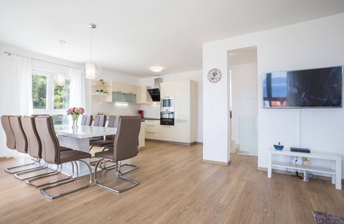 Bol Villa | Villa Blanca SAVE 20 percent on Split-villas com