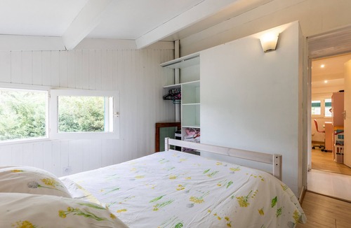 Sanguinet Villa | Villa 'Bleue' with Private Terrace, Wi-Fi and Air Conditioning