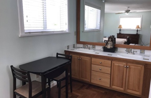 North Bay Village House | VILLA BLUE HOUSE MIAMI